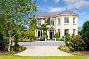 Summerhill House Hotel