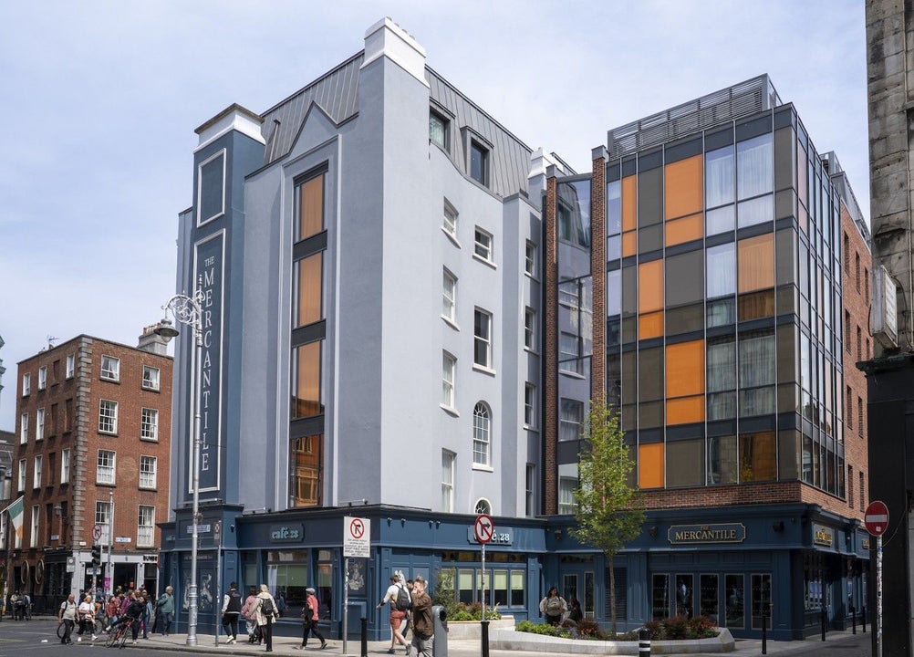 Front view of property