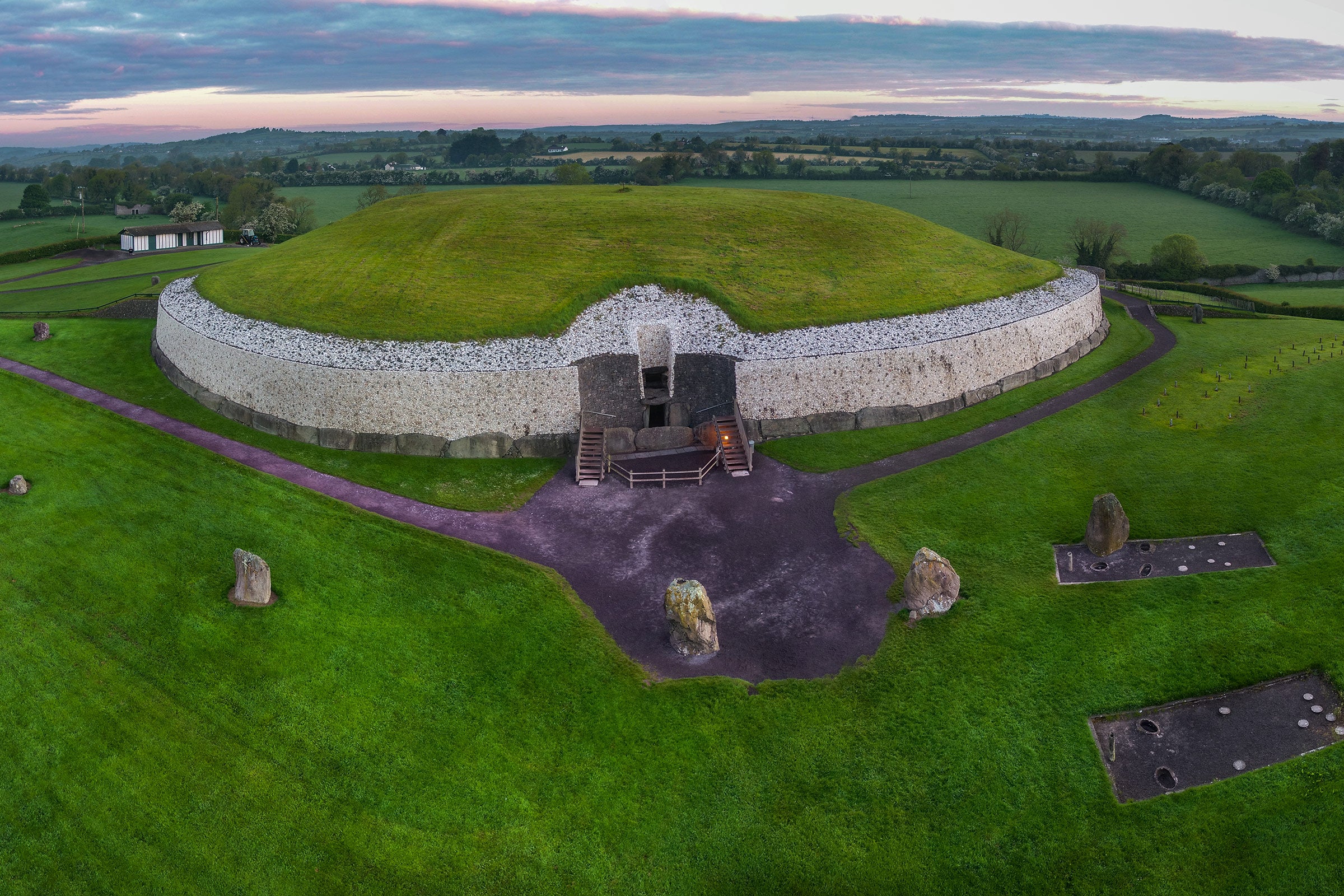 Newgrange, Boyne Valley, Meath