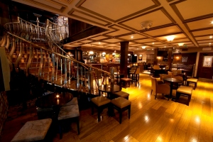 Arthur's Bar at the Court Yard Hotel