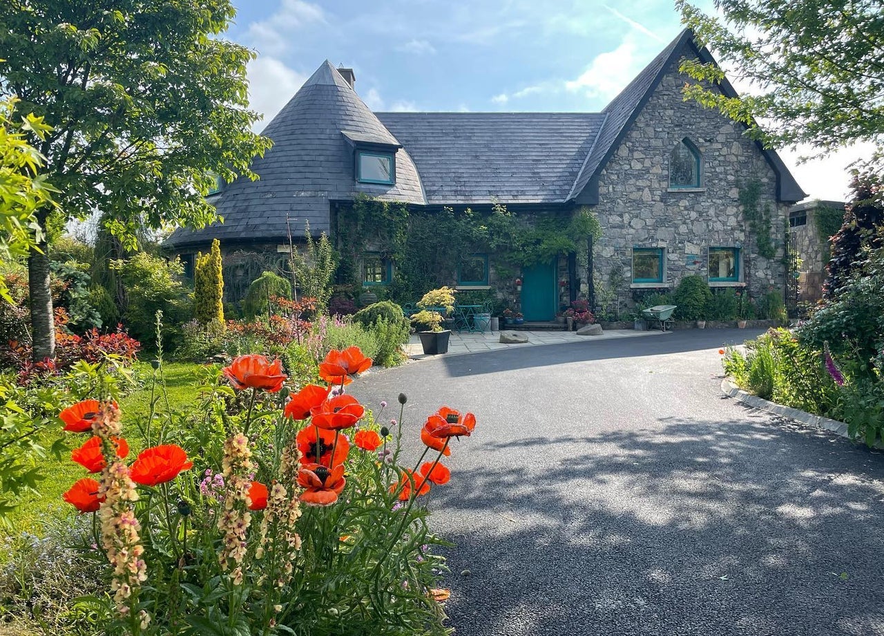 Exterior view of the cottage at The Poppy Garden