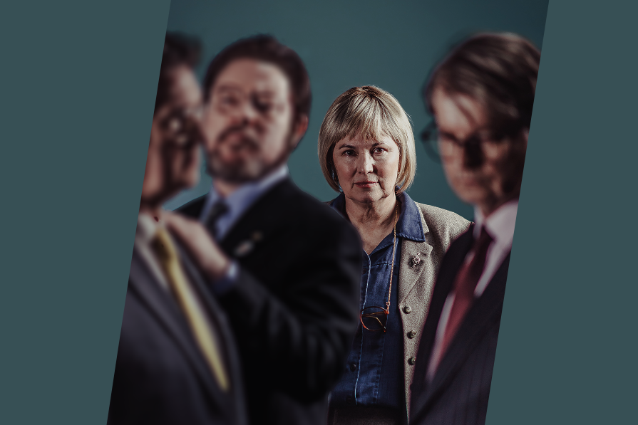 AGREEMENT is set in April 1998 as the main political parties in Northern Ireland, the British government and the Irish government try to hammer out a deal that could pave the way for peace in Northern Ireland.