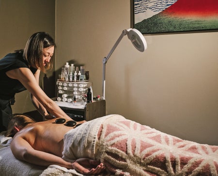 Haku Beauty hot stone massage