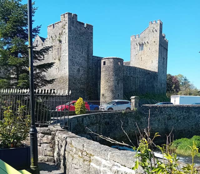 Cahir Town Walking Tour, Tipperary