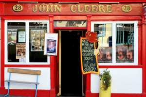 Cleere's Bar and Theatre