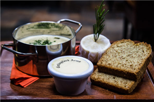 Carlingford Arms Restaurant, Bar and Lounge