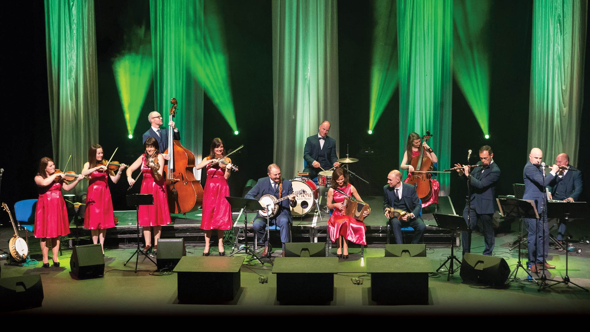 Kilfenora Céilí Band With guest singers Don Stiffe and Fiona Ryan and dancers Amy Maher, Brian Culligan and Stephen McGuinness