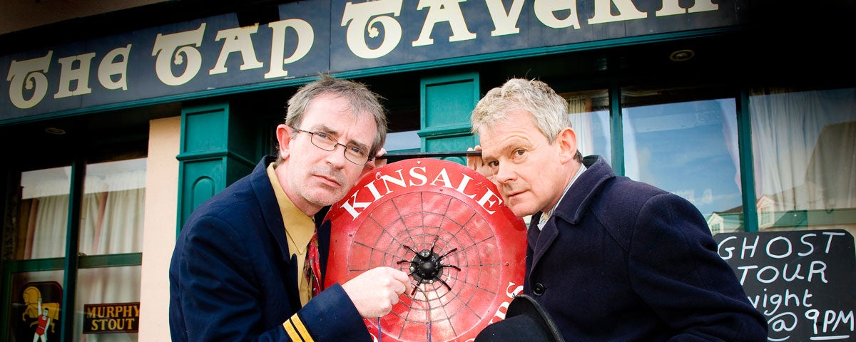 Kinsale Ghost Tour guides at the meeting point in front of Tap Tavern