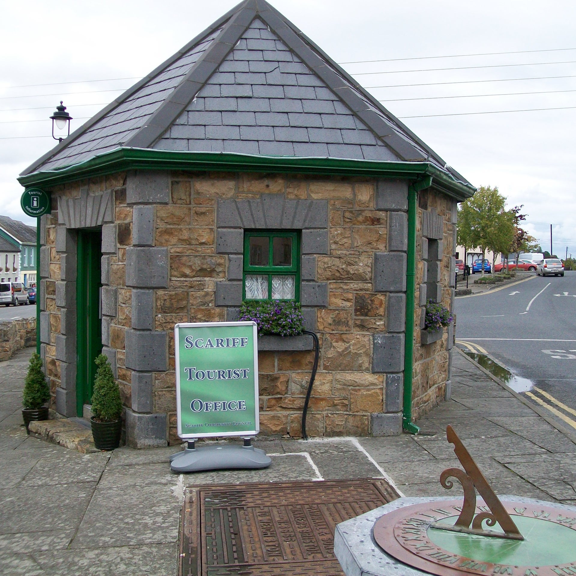 The exterior of Scariff Community Tourist Office