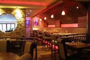 Fara's Restaurant at the Villa Rose Hotel