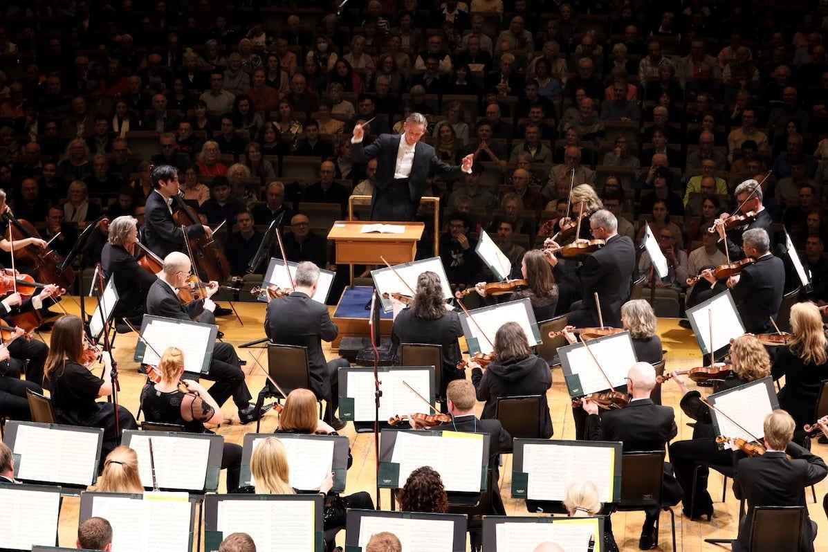 NSOI Season Opening: Shelley conducts Mahler’s ‘Resurrection’