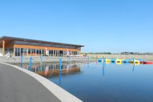 Lakeside Café