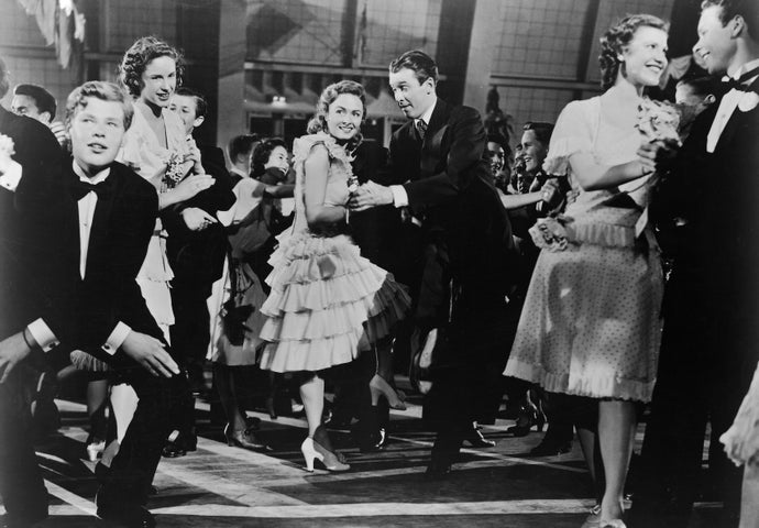 This moving and beautifully told film is a true masterpiece of cinema. A tale of rivalry and despair at thirty, the story finds George Bailey (James Stuart) in turmoil, having been framed by his arch rival, torn between his own desires