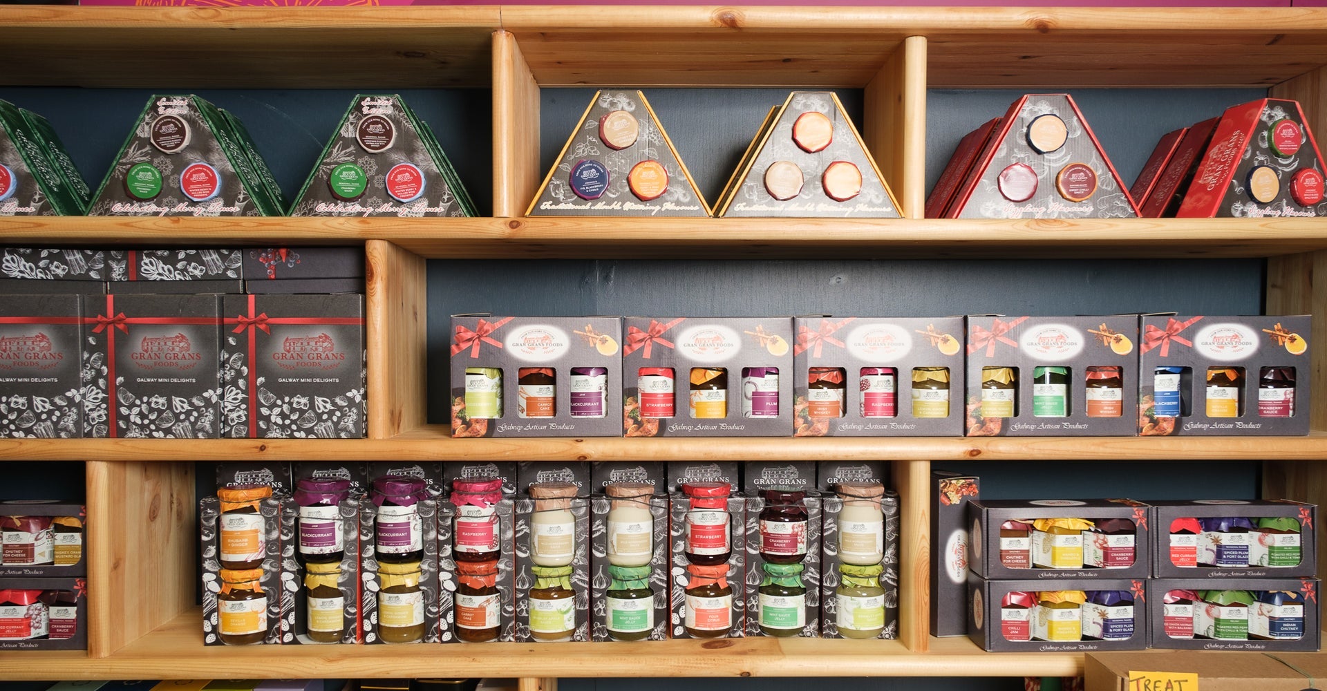 A shop display of Gran Grans Foods chutneys and jams