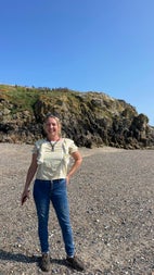 Join Nicole Howth Foraging for an unforgettable day on Irelands eye, foraging, picnic, boat trip, wildlife, bird sanctuary