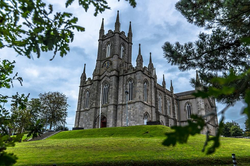 Exterior view of Glendalough Cathedral