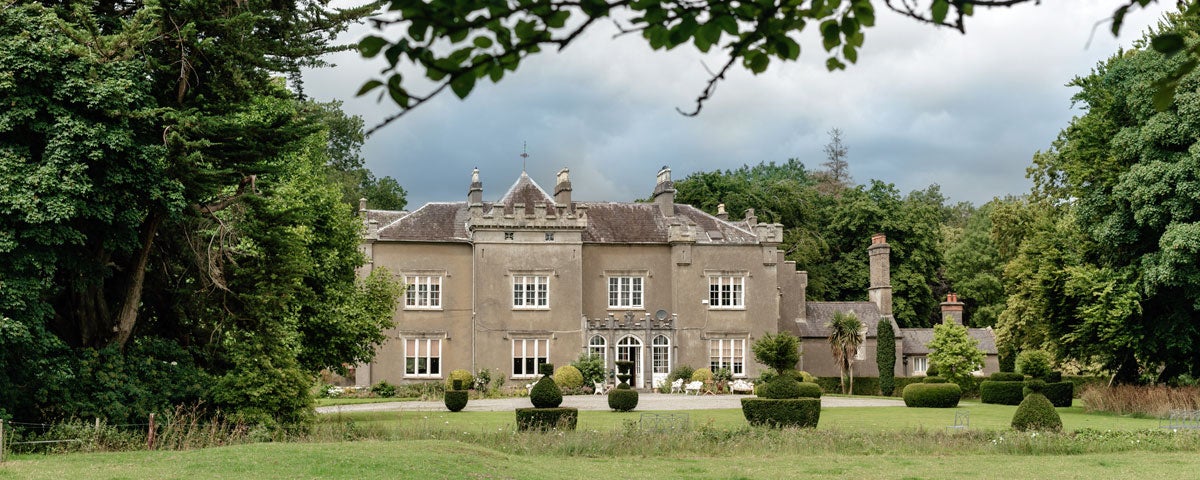 The front facade of Shankill Castle