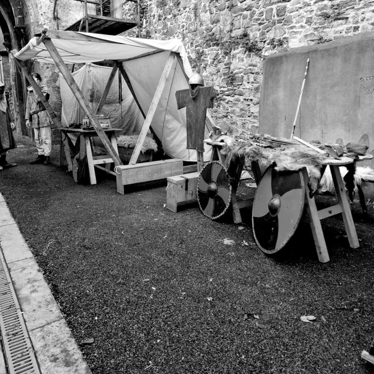Deise Medieval at Blackfriars Medieval Courtyard
