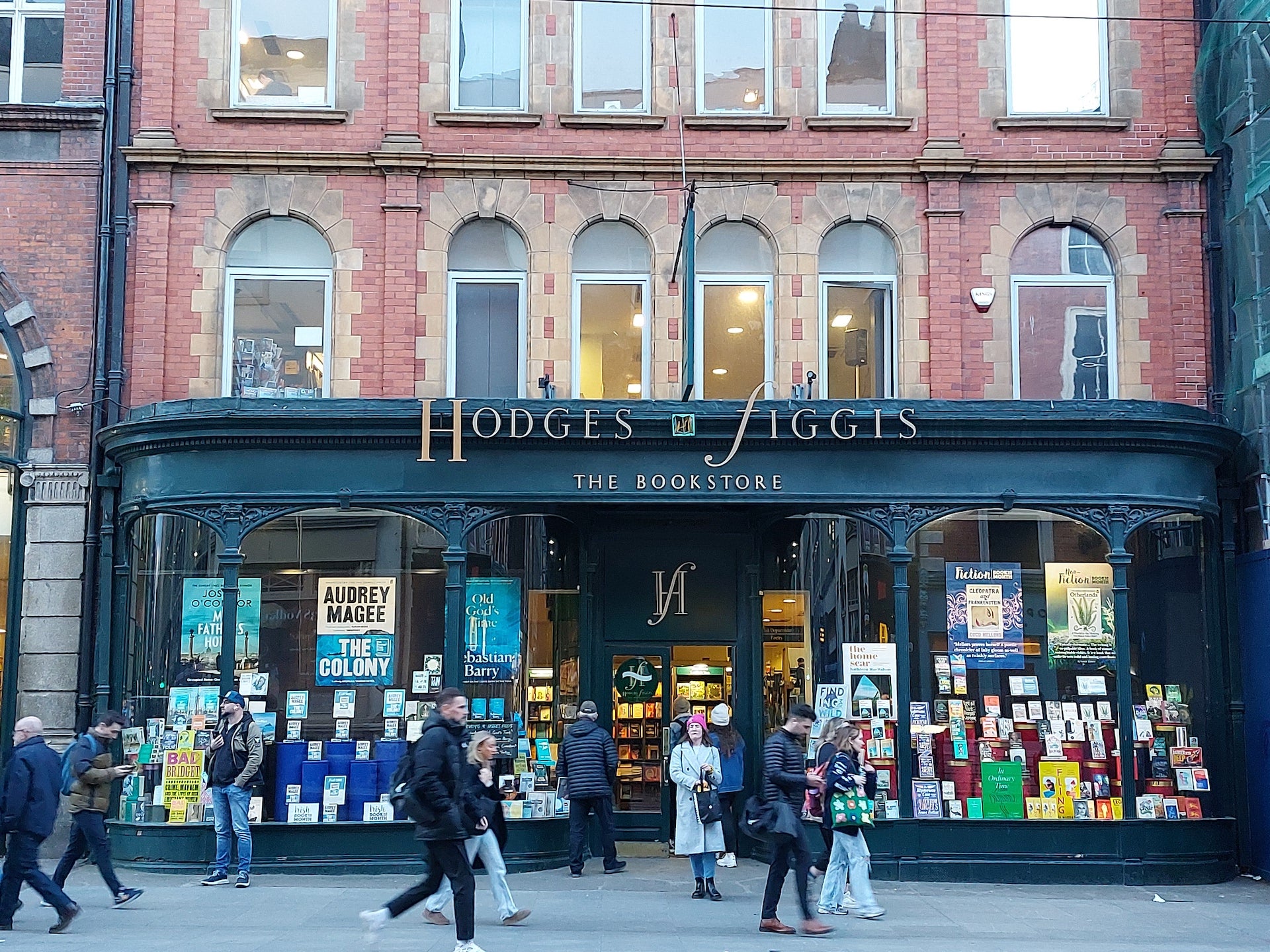 Explore the Best Bookshops in Dublin with Visit Dublin