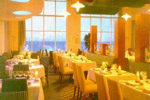 The Gulfstream Restaurant at the Inchydoney Island Lodge & Spa