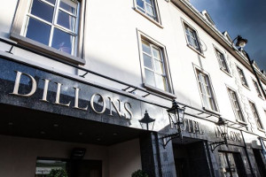 Dillons Hotel