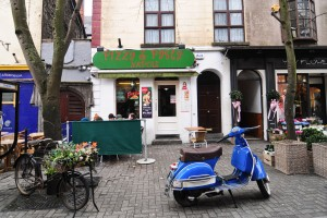 Pizza & Pasta Napoli