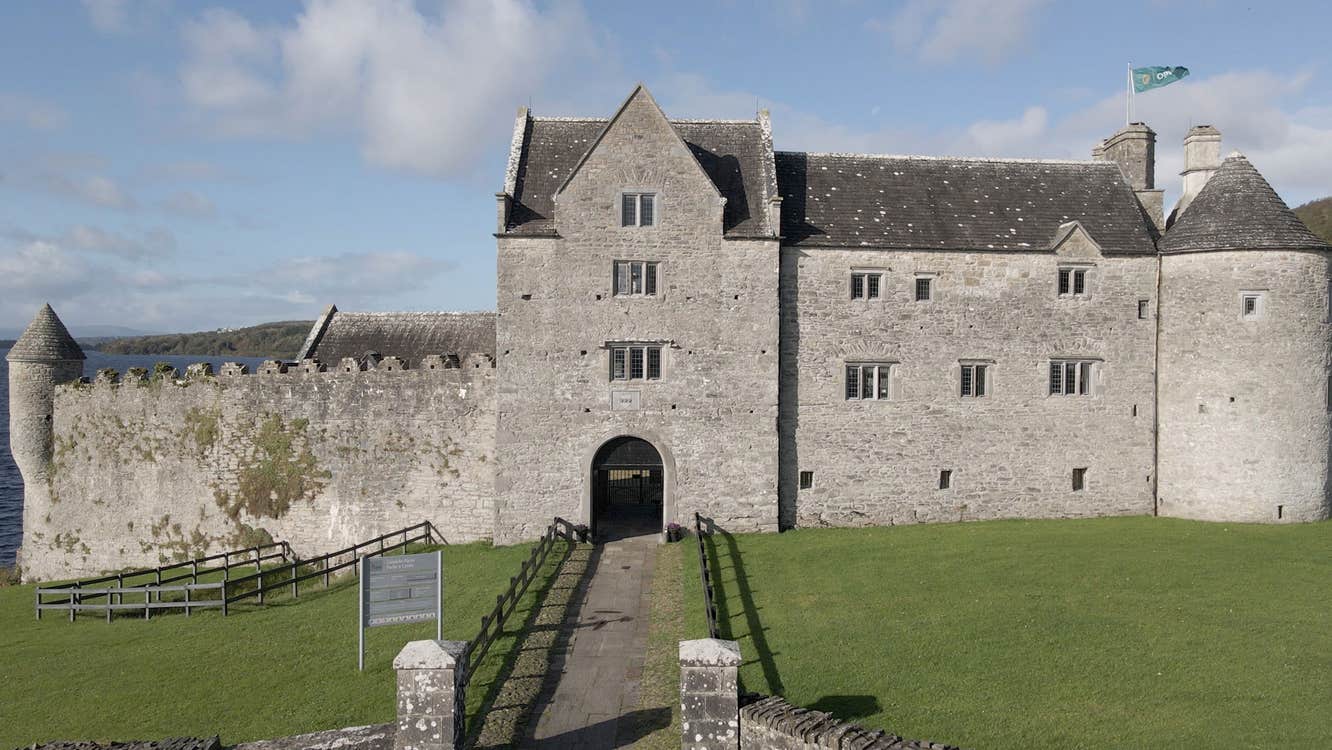 Castle — ringwork in Woodford Demesne
