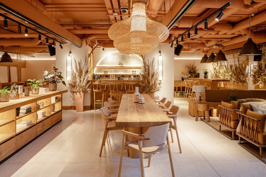 Dining room with tables and chairs