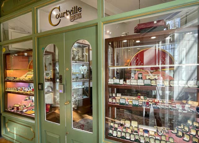 Courtville Antique & Vintage Jewellers