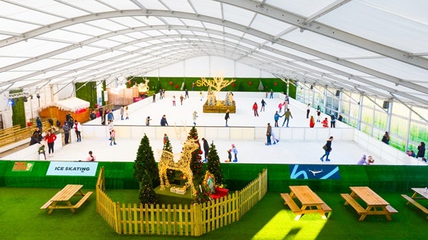 Get your skates on at Ice Skating Blanchardstown!