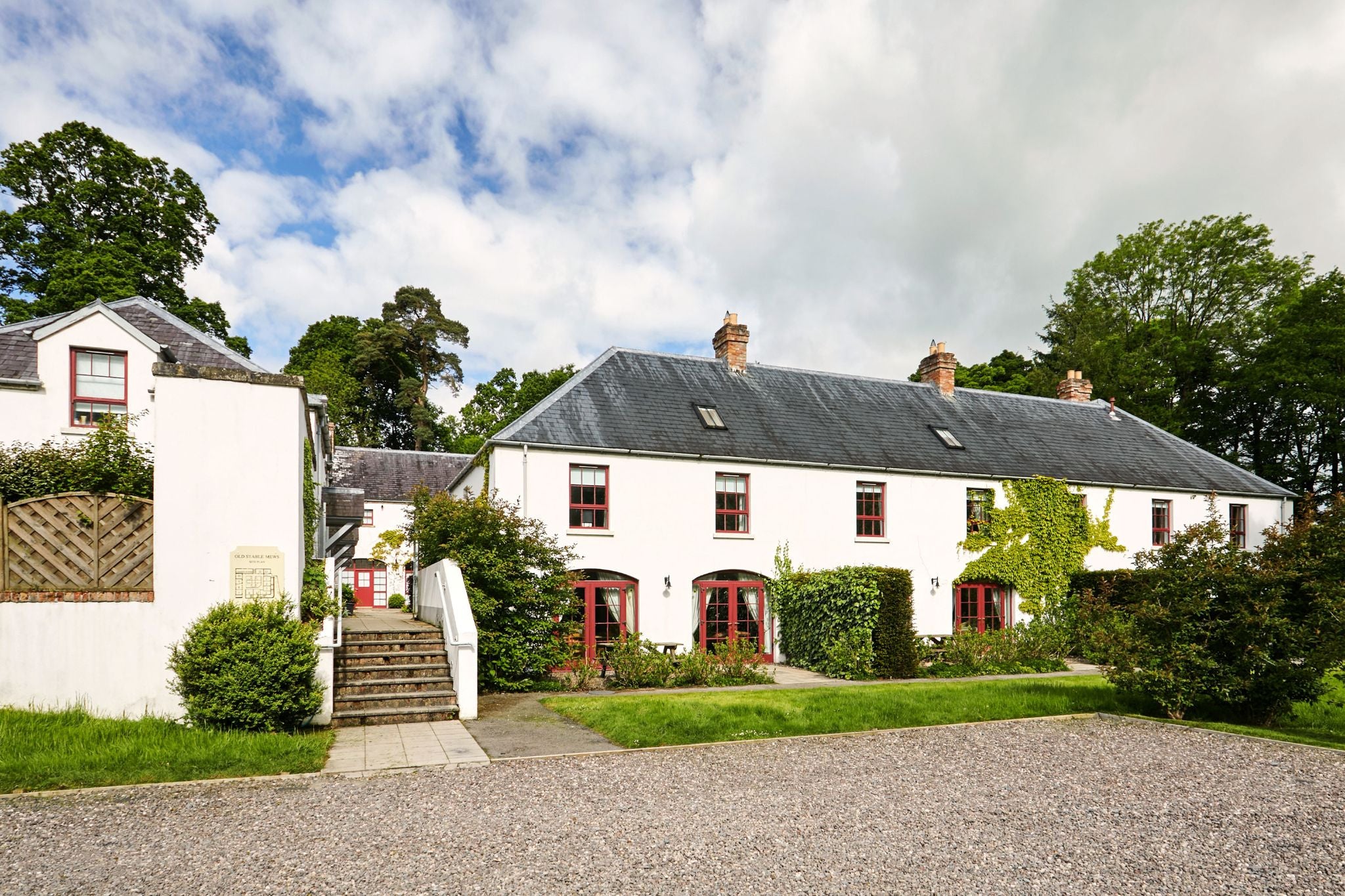 Front view of property