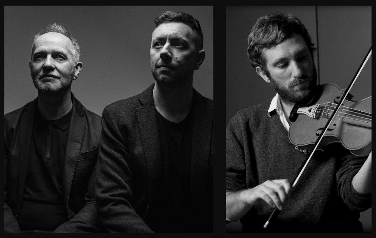 Iarla Ó Lionáird, Cormac McCarthy and Caoimhín Ó Raghallaigh.