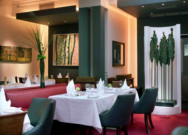 Beaches Restaurant at Kelly's Resort Hotel