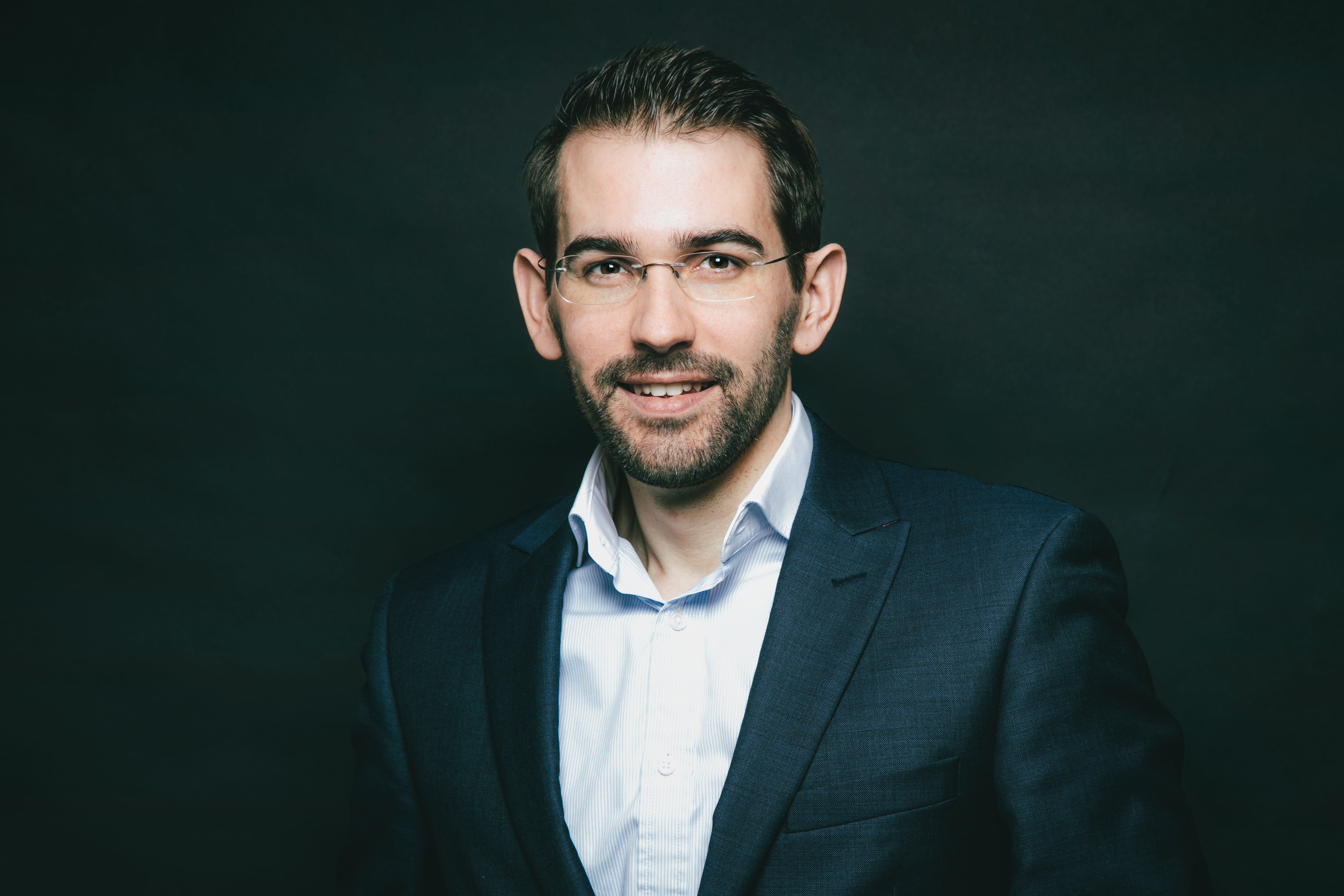 Article card header image