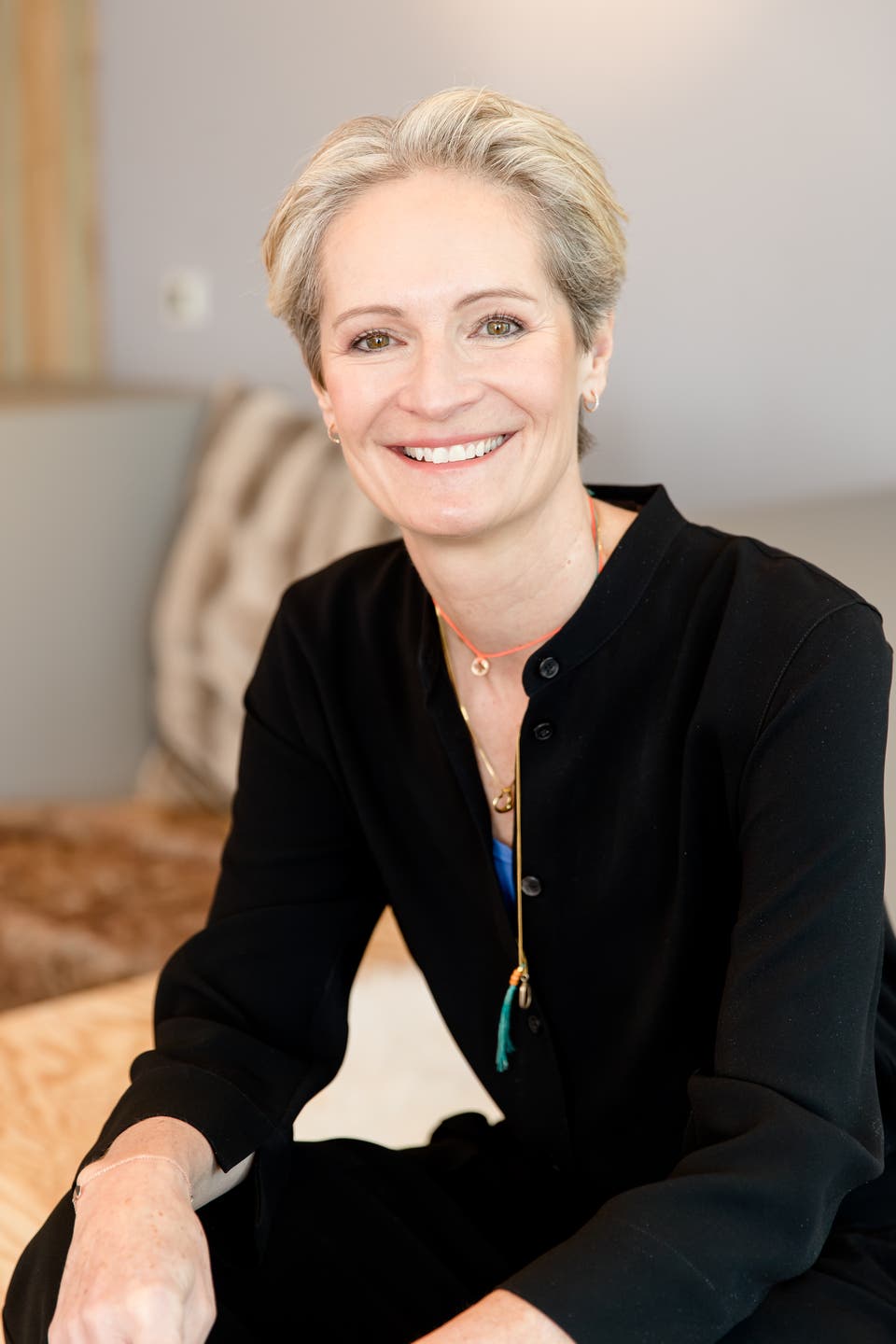 Article card header image