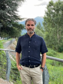  Matteo Dall’Amico: Unsere KI ermöglicht, die Wasserverfügbarkeit in hydrografischen Einzugsgebieten in den nächsten Wochen vorherzusagen. (Foto: Euregio/G. News)