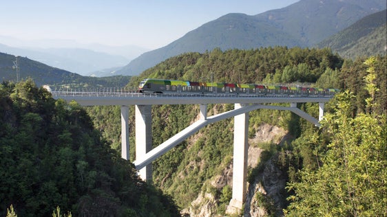 Il passante della Val di Riga attraverserà l’Isarco con un ponte ad arco lungo 172 metri. (Foto: Dipartimento Mobilità)