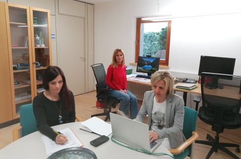 Der Sitz der neuen Außenstelle der ladinischen Bildungs- und Kulturdirektion in St. Ulrich. (Foto: Maria Kostner)