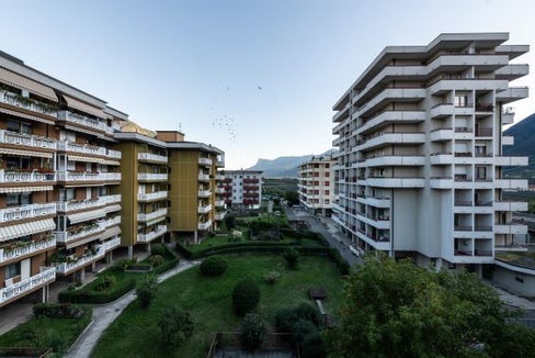 Wohnraum ist in Südtirol ein knappes Gut. Akteuren wie dem Wohnbauinstitut (Wobi) kommt darum bei der Ermöglichung von leistbarem Wohnraum eine große Rolle zu. (Foto: LPA/Ivo Corrà)