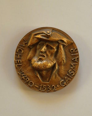 Medaglia di bronzo con il ritratto di Michael Gaismair (Othmar Winkler, 1982): leader delle rivolte contadine del 1525 e visionario di un nuovo ordine sociale (Foto: Hofburg Bressanone)