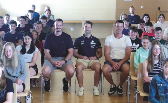 Valori come l'amicizia, la solidarietà e il fair play sono al centro delle visite scolastiche delle partecipanti e dei partecipanti altoatesini ai Giochi olimpici. (Foto: USP)