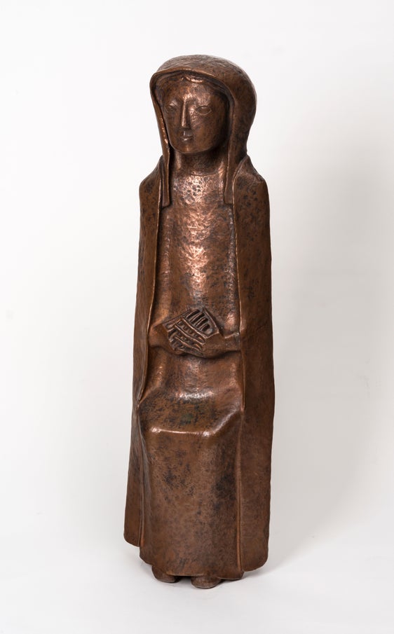 Scultura in rame della collezione Eccel Kreuzer a Bolzano: la “Madonna” di Martin Rainer (1923-2012), artista originario della Val Senales. (Foto: Museo Eccel Kreuzer/Erich Dapunt)
