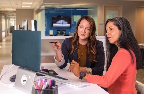 La Provincia ha aperto una linea di finanziamento per sostenere le imprenditrici, le libere professioniste e le lavoratrici autonome di tutti i settori economici nella conciliazione tra famiglia e lavoro. (Foto: Unsplash)