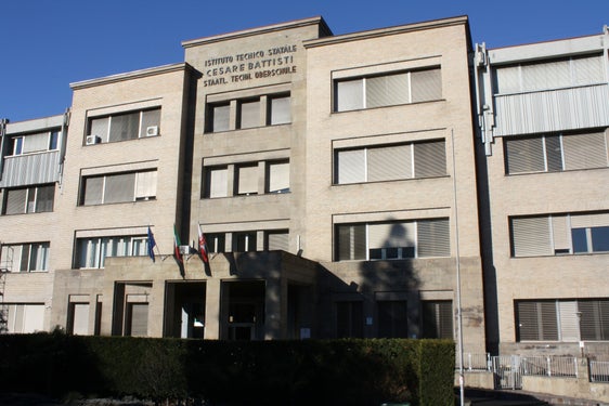 Gli studenti dell’Istituto Tecnico Economico Cesare Battisti di Bolzano hanno sviluppato una app attraverso la quale segnalare casi di bullismo e cyberbullismo.&nbsp;(Foto: ASP)