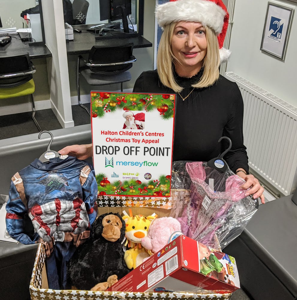 £1,500 Mersey Gateway boost for Halton Children’s Centres Christmas Appeal as walk-in centre set to re-open