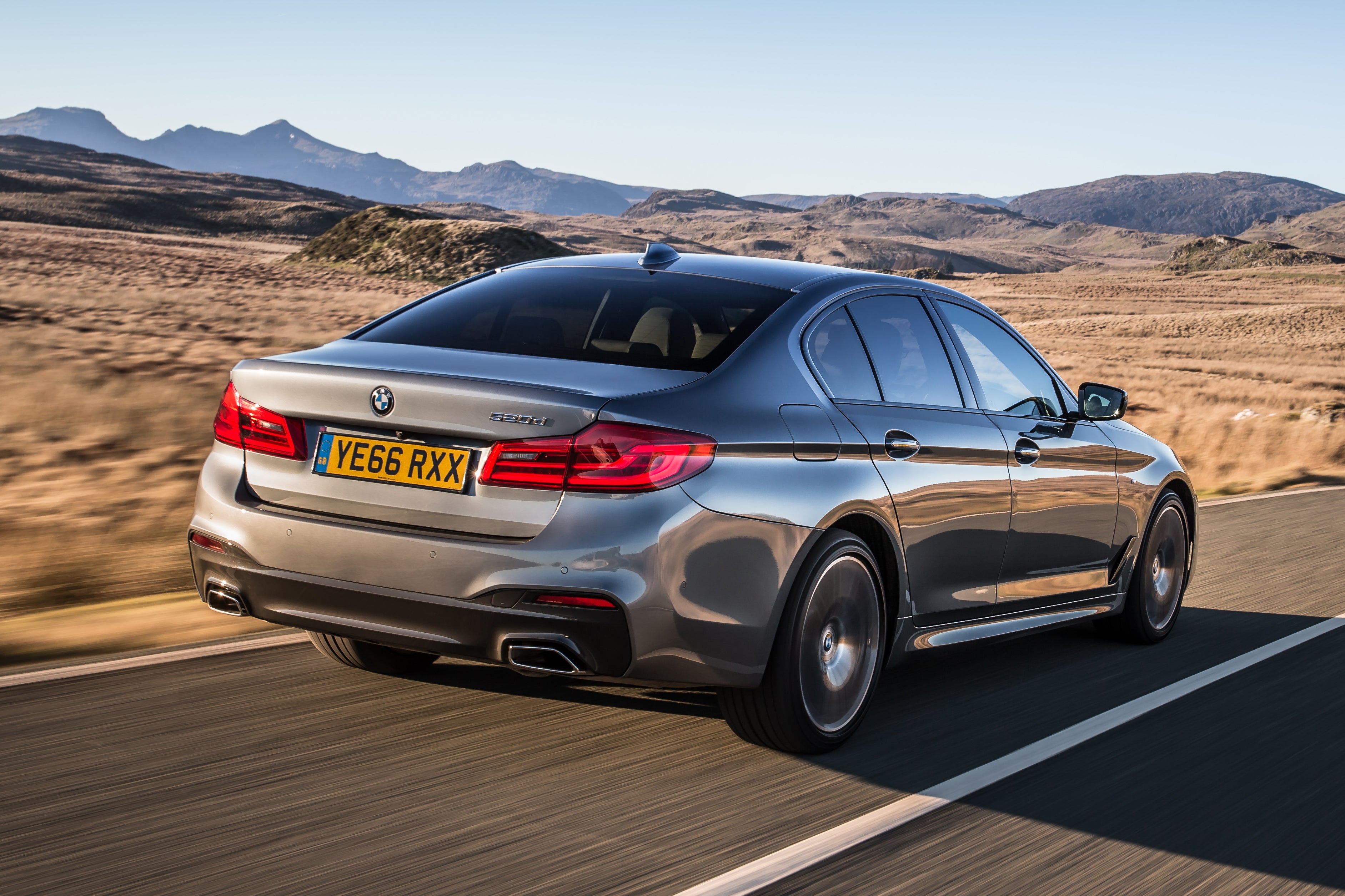 Bmw 5 Series Review Heycar