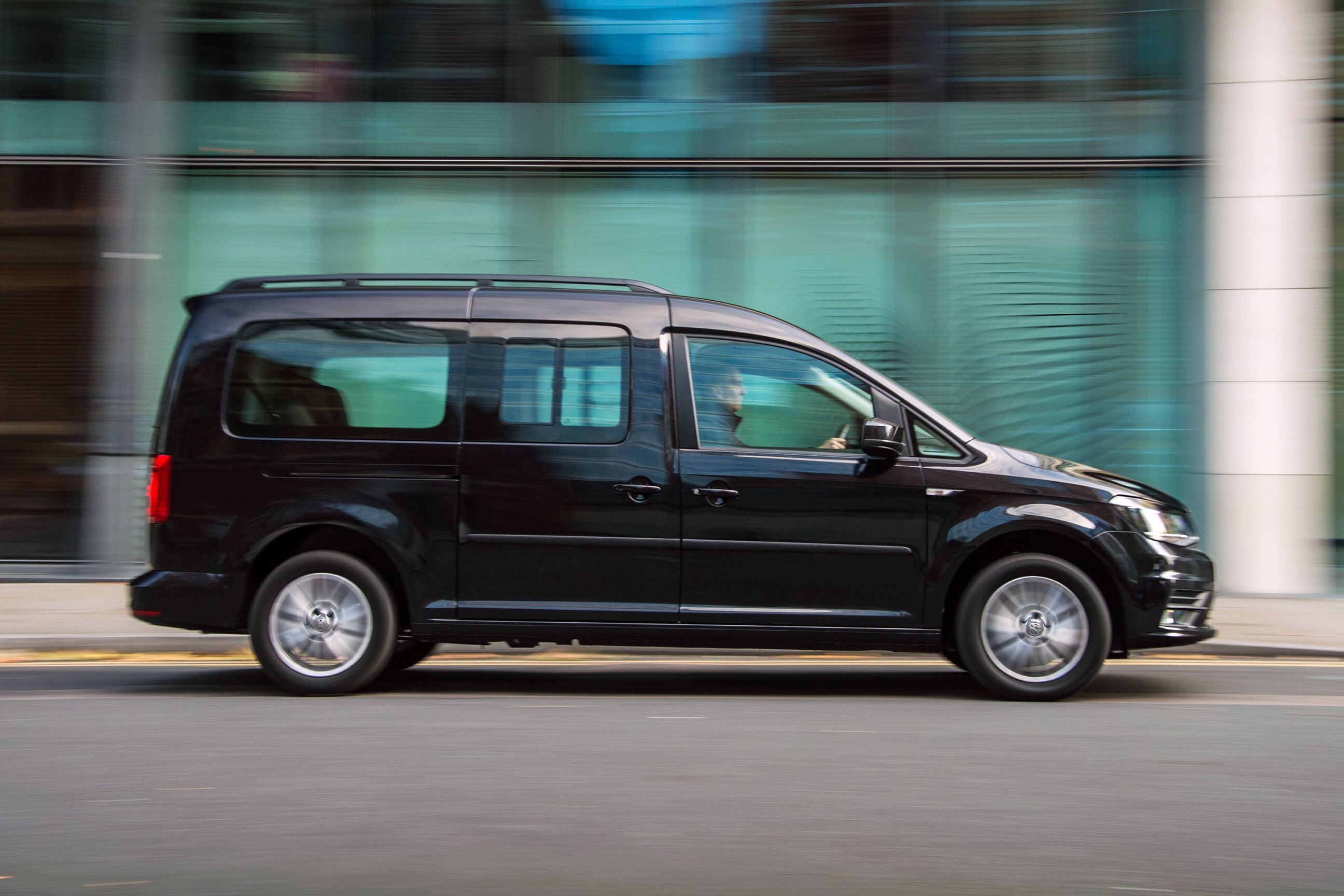 thickness Grafting mechanical Volkswagen Caddy Maxi Life (2015-2021) Review | heycar