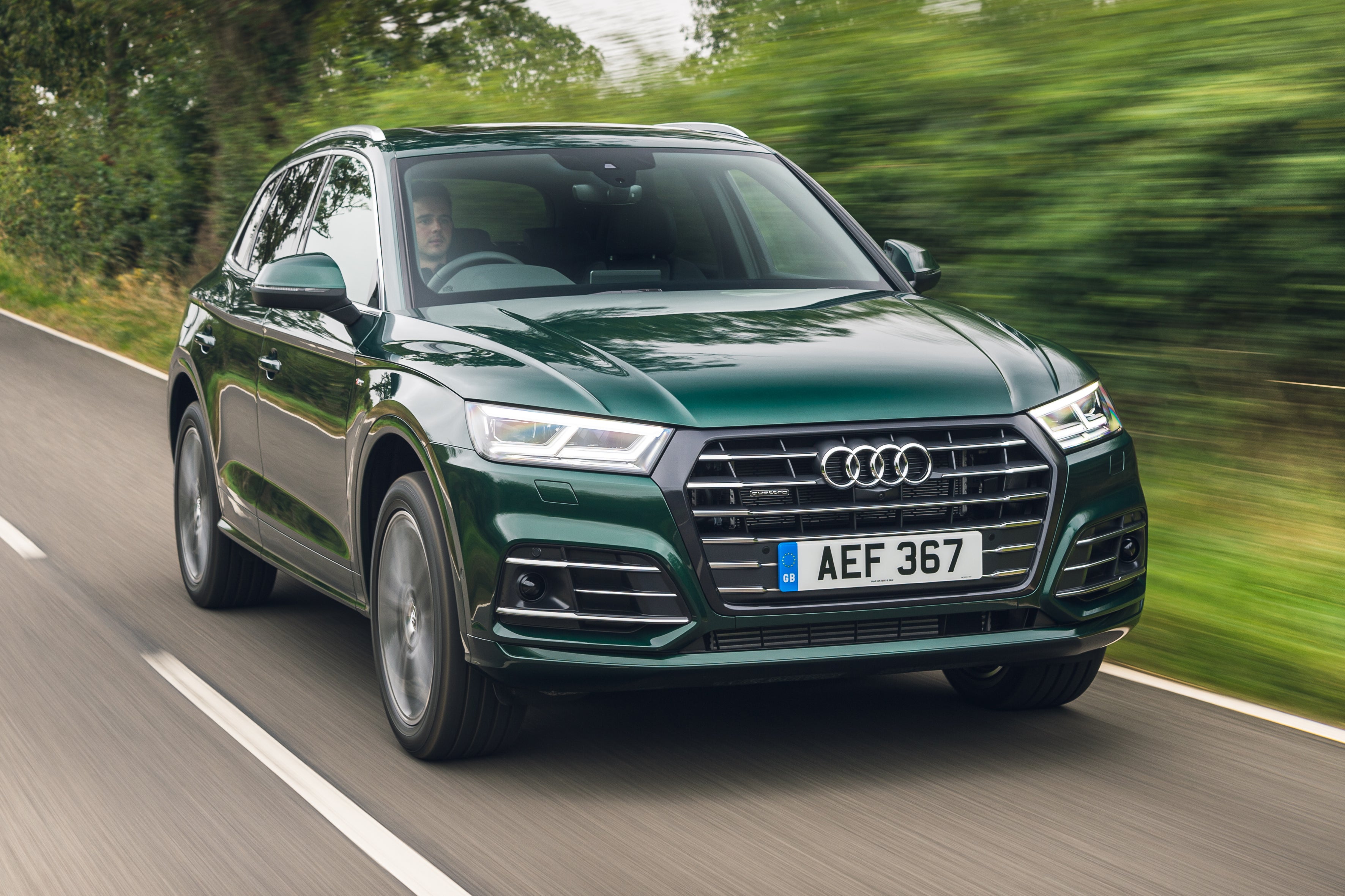 Audi Q5 Review 2022 Driving Front