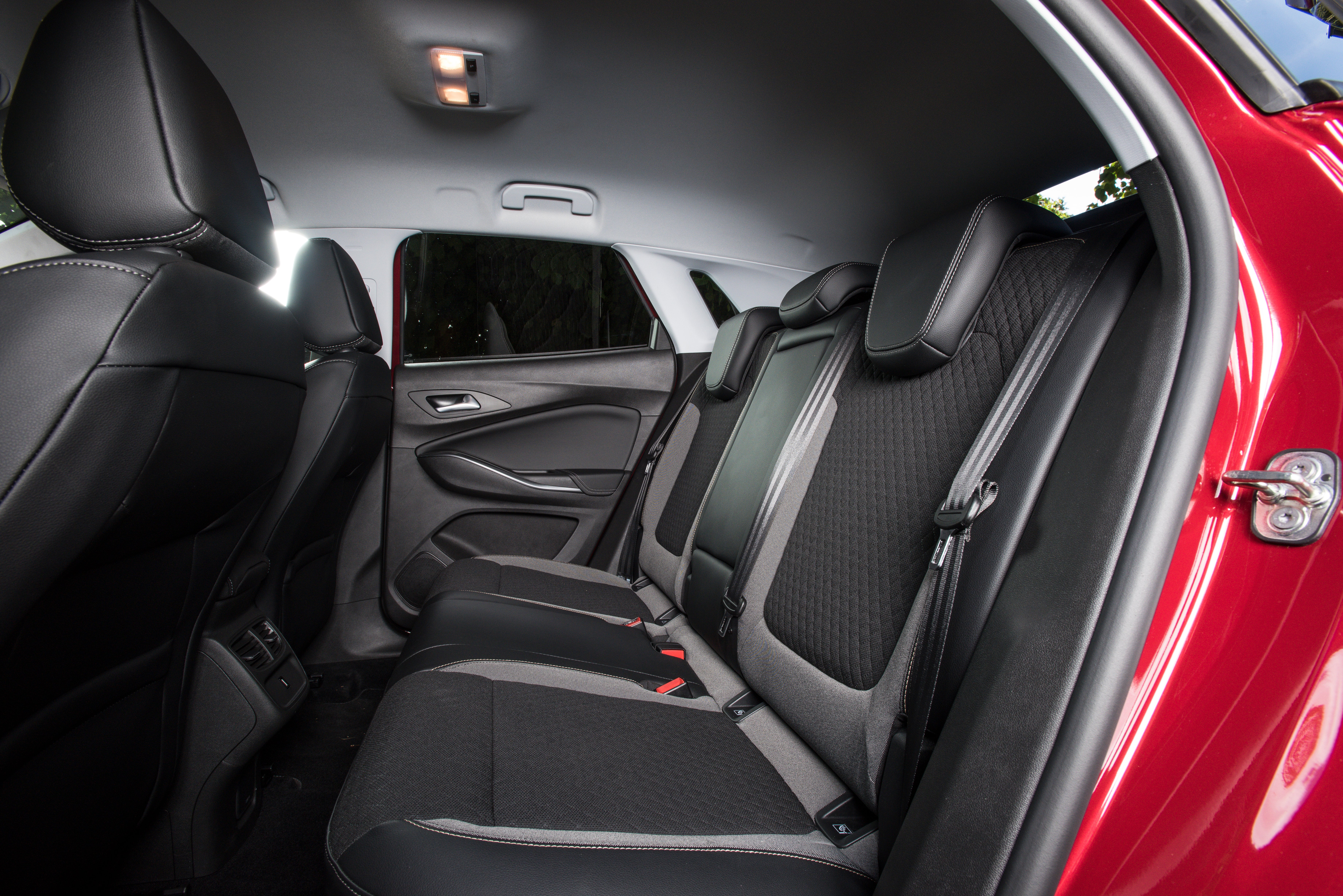 vauxhall isofix compatibility