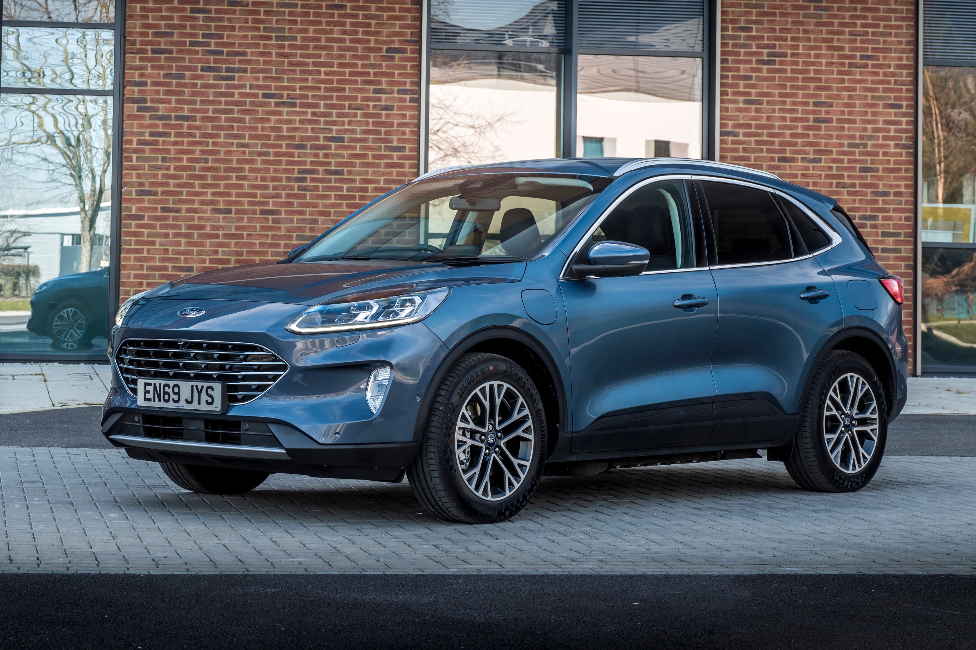Vertrauen Sie Heycar:  Ihr Ford Kuga Diesel Gebrauchtwagen Wartet! - zcrkeua